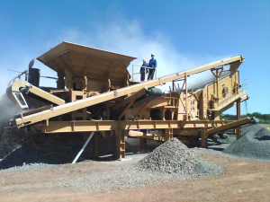 破碎石灰石需要哪些設(shè)備，石灰石用在什么項目