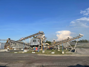 處理時(shí)產(chǎn)80噸的鵝卵石制砂機(jī)價(jià)格是多少？