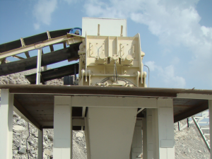 反擊式破碎機性能有哪些？