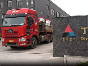 PE300X1300與PE400X600鄂式破碎機(jī)發(fā)往廣東