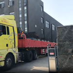 發(fā)往上海浦東的PC4008一75粗粉磨和LSX一920螺旋洗砂機！